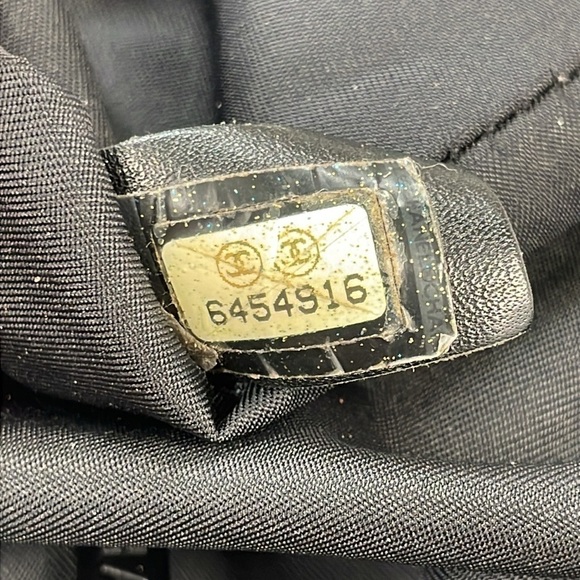 Chanel Travel Line Canvas Leather Tote Bag GM Black Side Buckles Zip Top - Picture 17 of 17